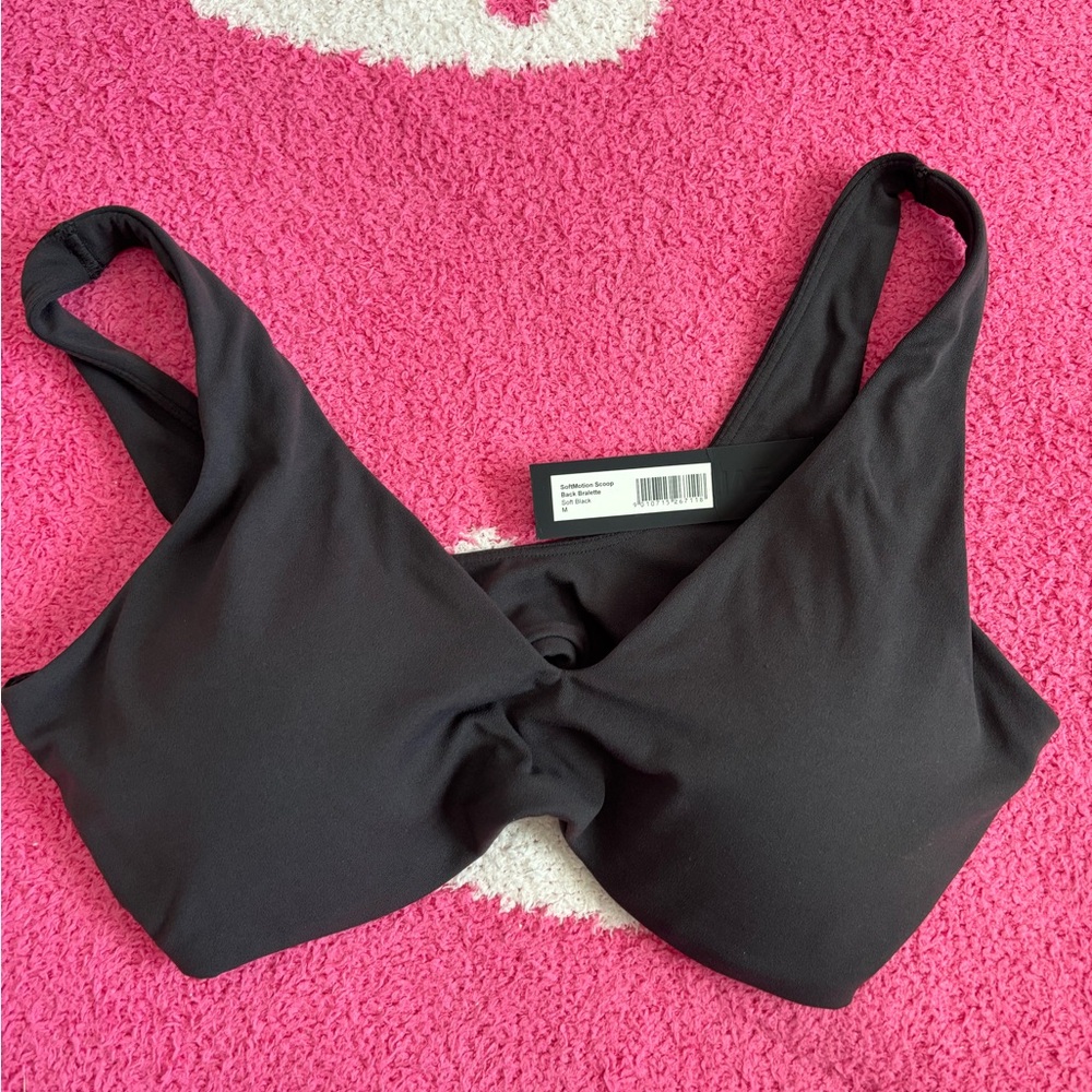 Oner active scoop back bralette soft Black  size medium nwt Price is firm.